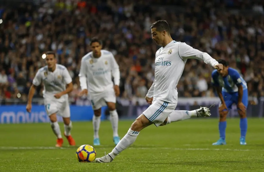 Football’s Best Free-Kick Takers Masters of the Dead Ball