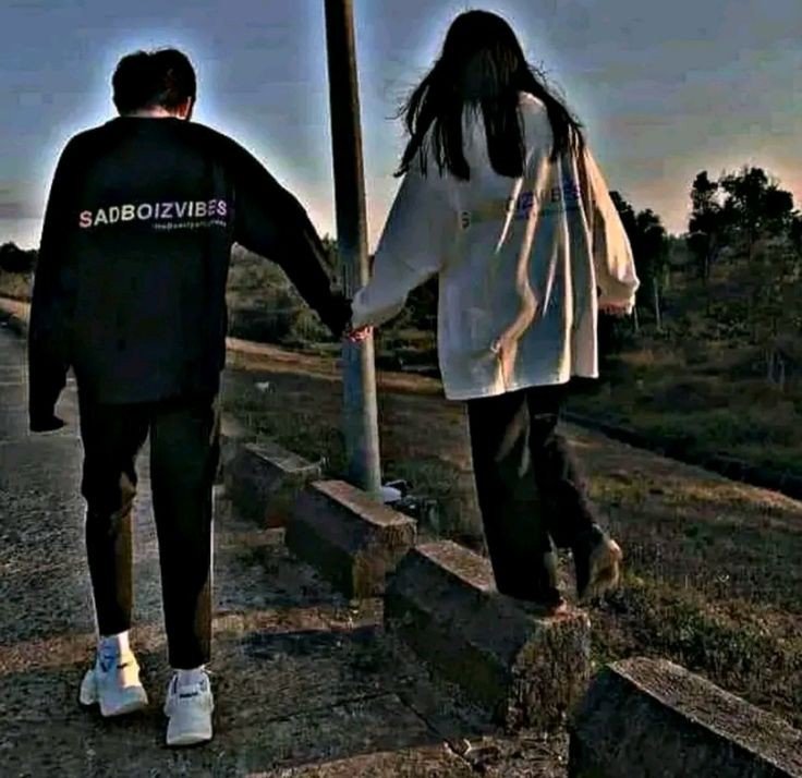 aesthetic couple dp