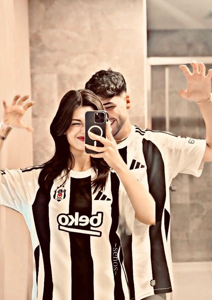 anime couple dp for instagram half half