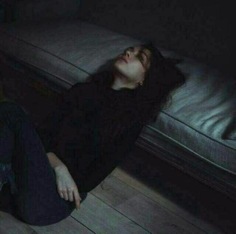 black sad dp girl for whatsapp