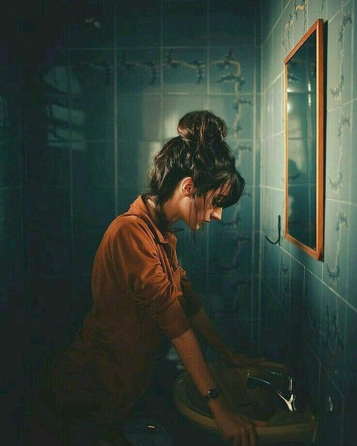 broken heart alone sad girl dp