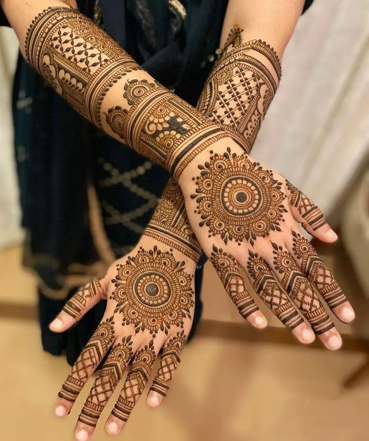 dulhan back hand mehndi design dulhan back hand mehndi design