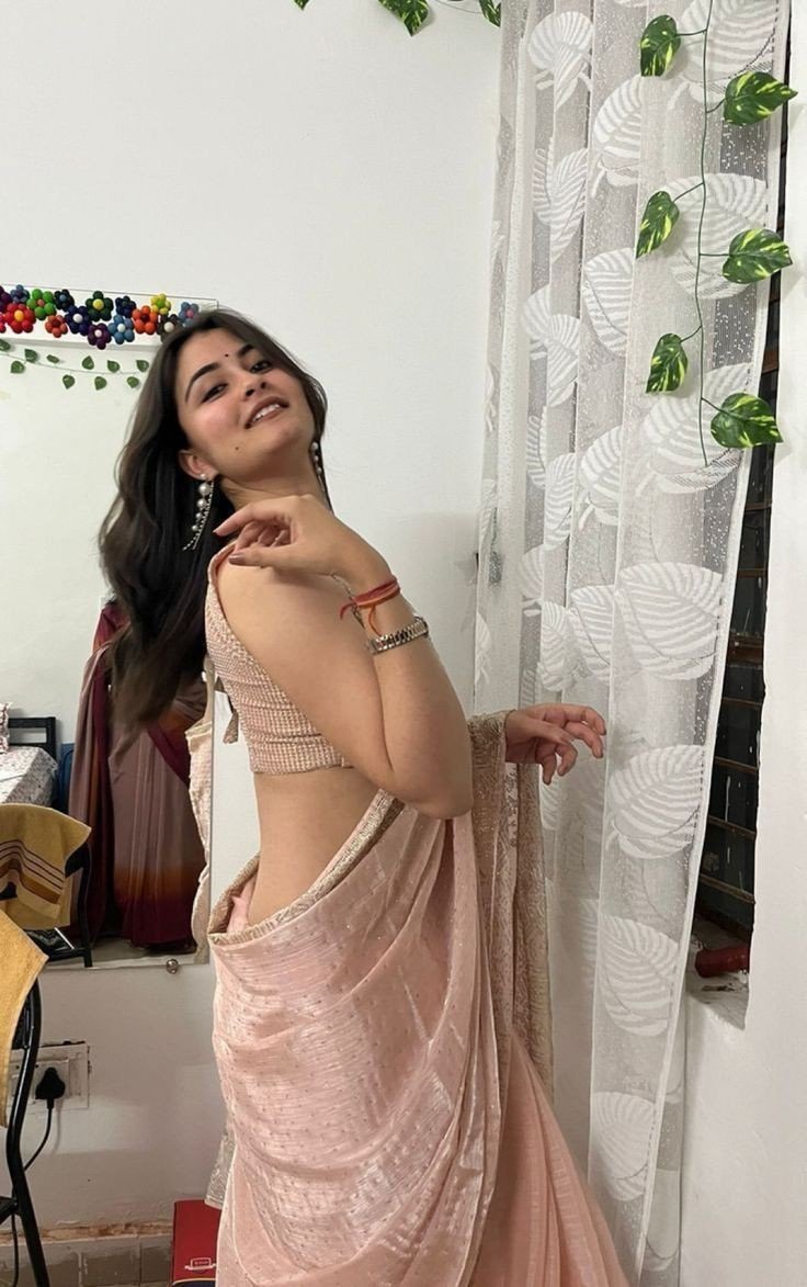 khubsurat desi ladki ki photo