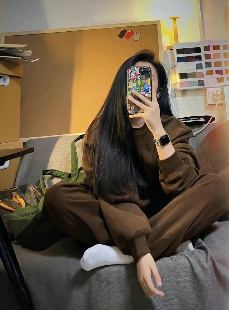 mirror selfie dp girl cartoon